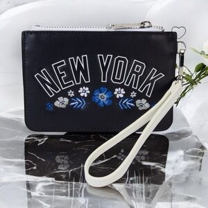 Loungefly New York Embroidered Black Wristlet NWT